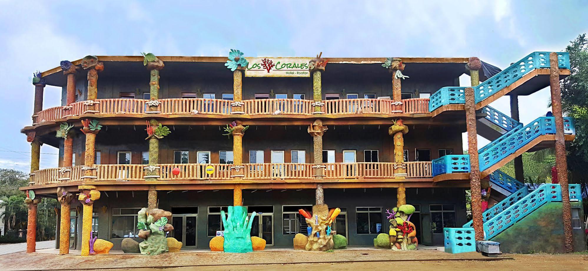 Hotel Los Corales West End Kültér fotó